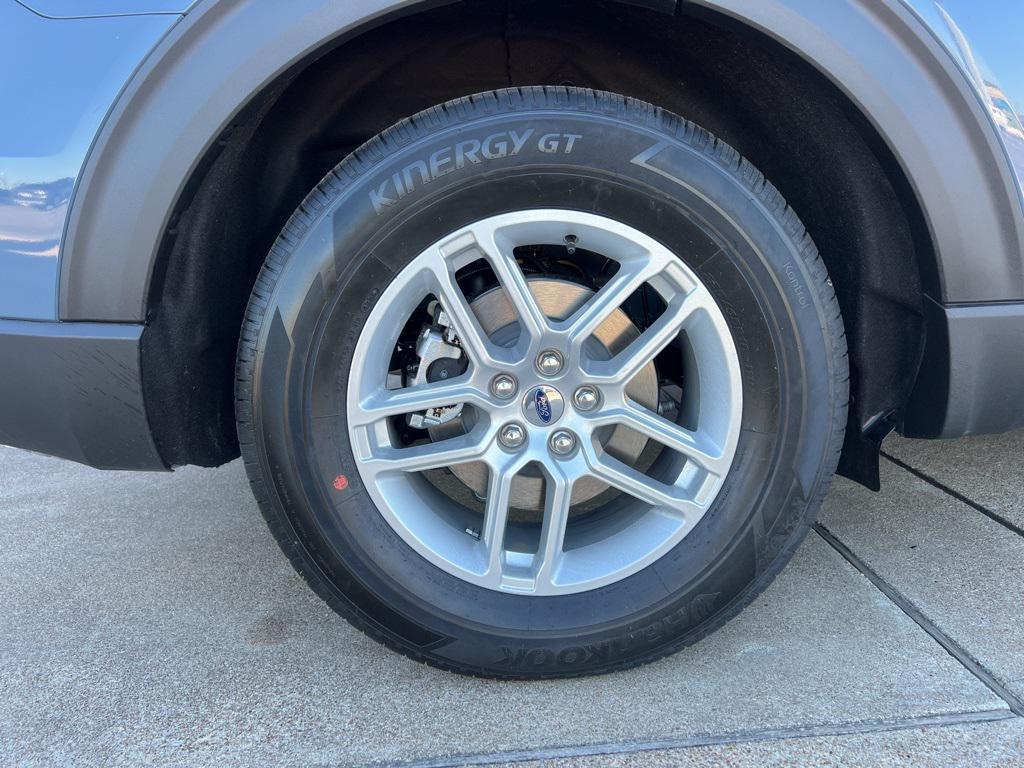 new 2026 Ford Explorer car, priced at $44,145