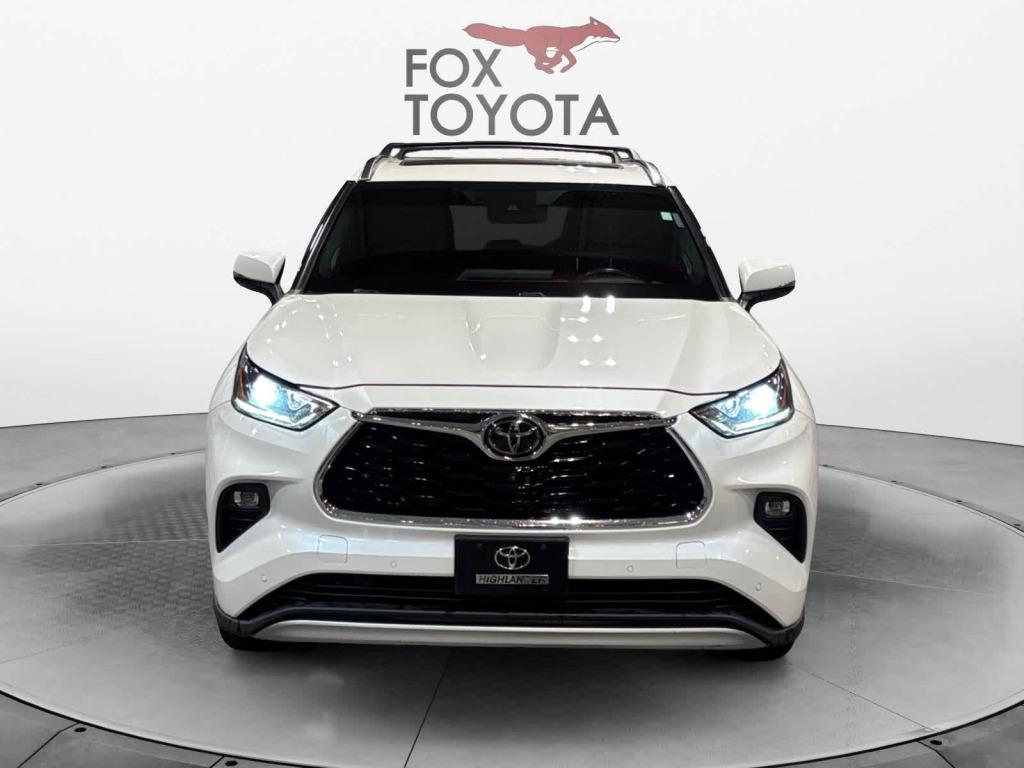 used 2020 Toyota Highlander car, priced at $32,953
