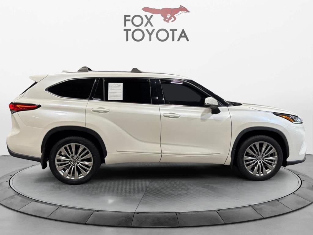 used 2020 Toyota Highlander car, priced at $32,953