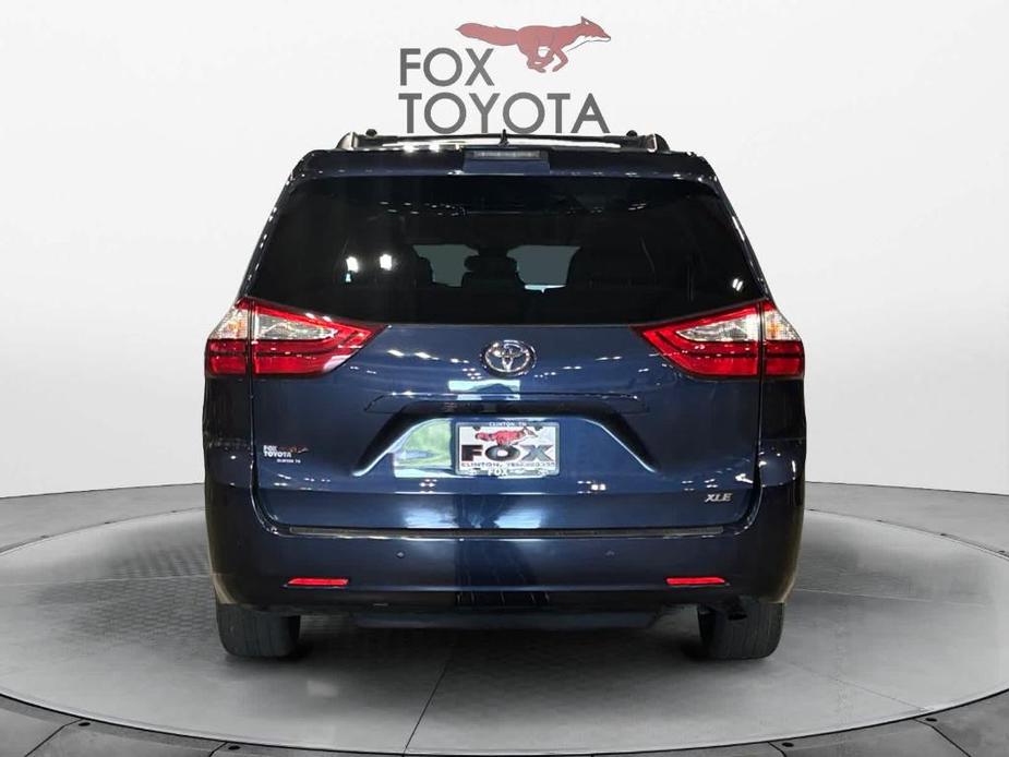 used 2018 Toyota Sienna car, priced at $29,389