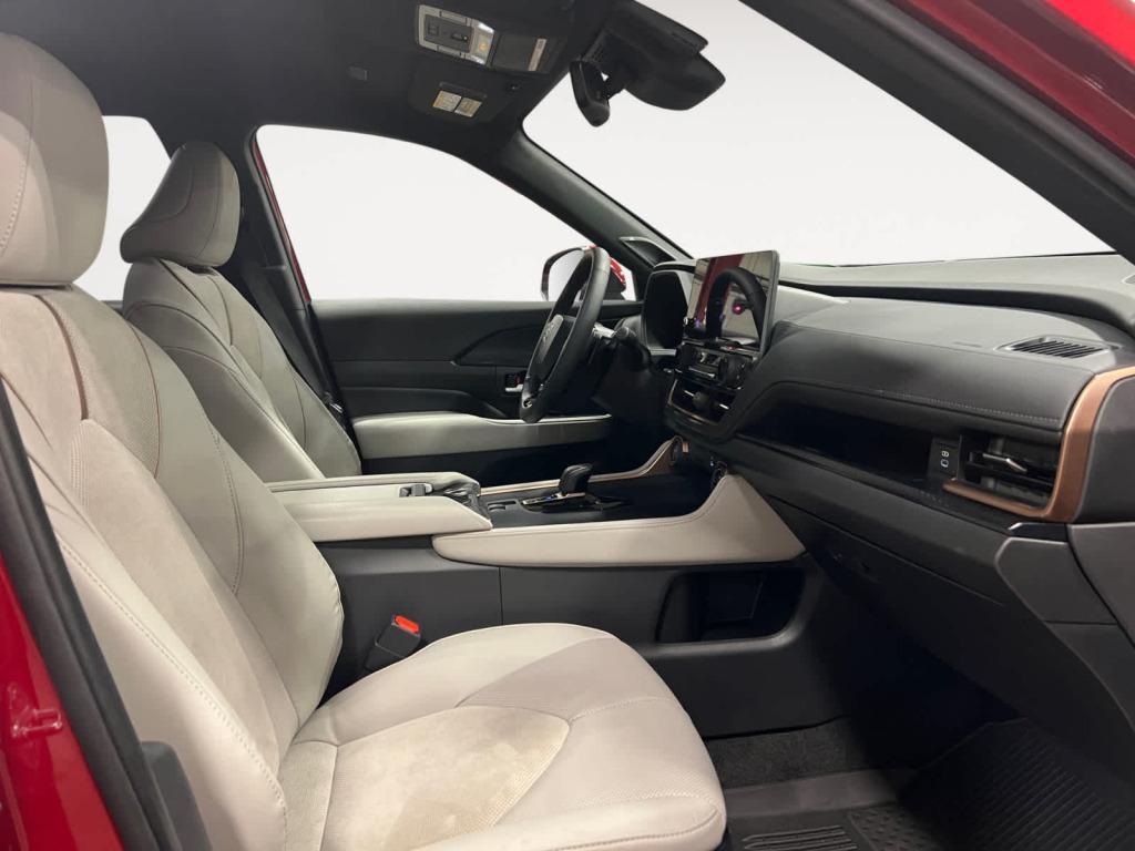used 2024 Toyota Grand Highlander Hybrid car, priced at $54,082