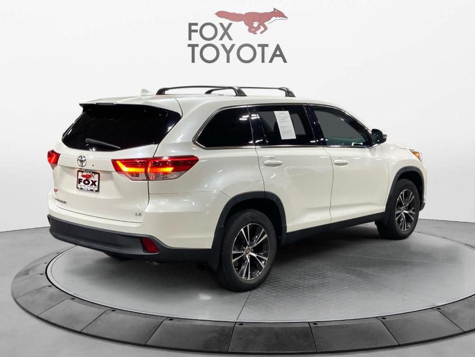 used 2019 Toyota Highlander car, priced at $27,380