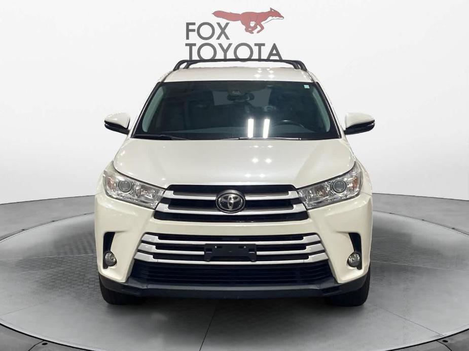 used 2019 Toyota Highlander car, priced at $27,380