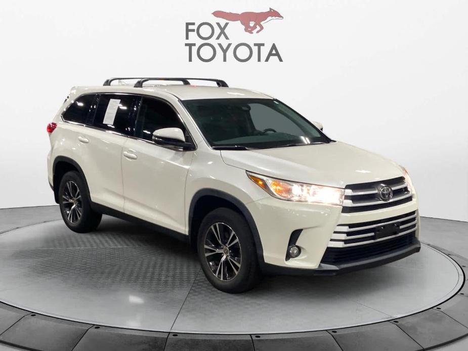 used 2019 Toyota Highlander car, priced at $27,380