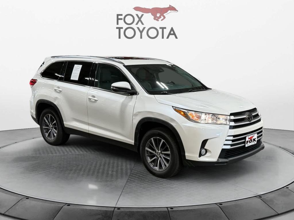 used 2019 Toyota Highlander car, priced at $23,498