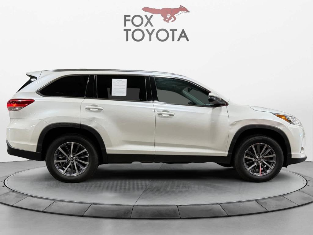 used 2019 Toyota Highlander car, priced at $23,498