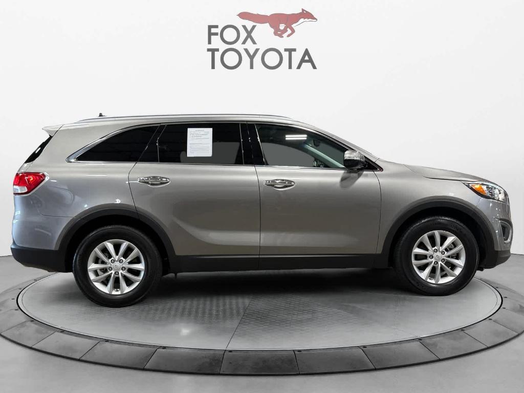 used 2017 Kia Sorento car, priced at $13,794