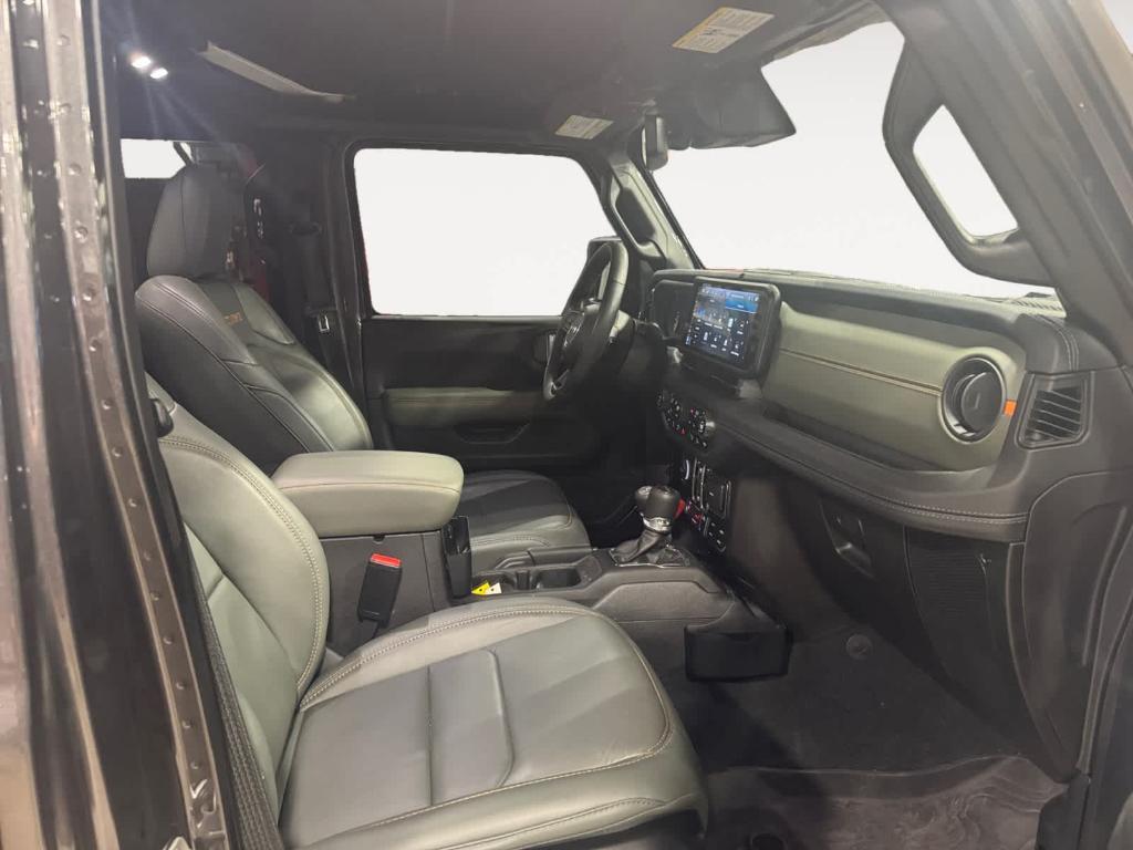 used 2024 Jeep Gladiator car, priced at $46,721