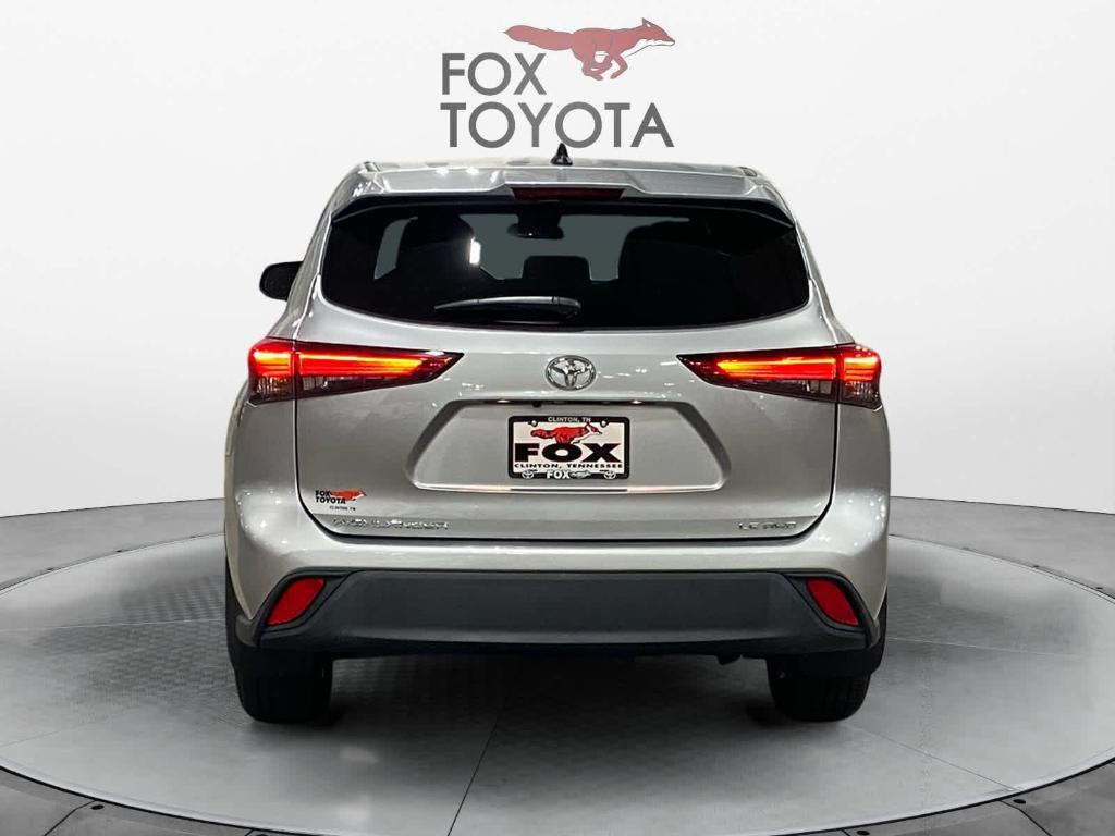 used 2022 Toyota Highlander car, priced at $34,598