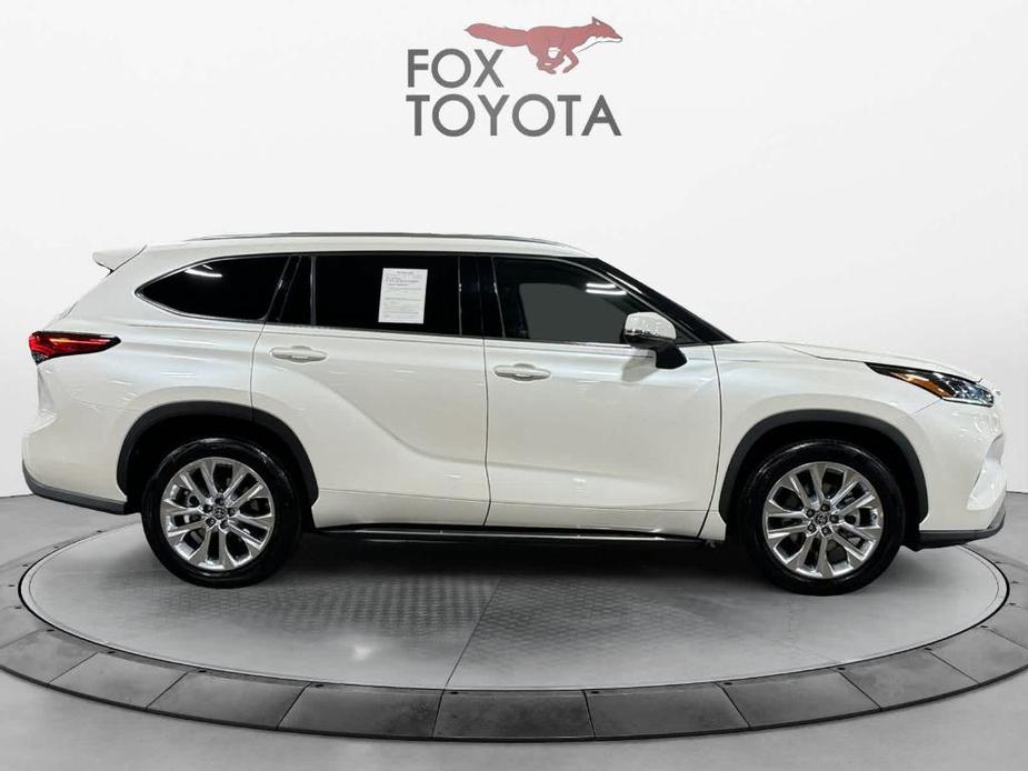 used 2020 Toyota Highlander car, priced at $34,079