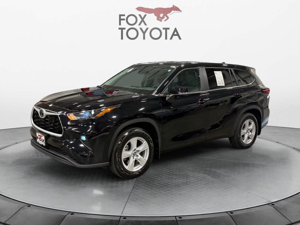 used 2024 Toyota Highlander car, priced at $42,708