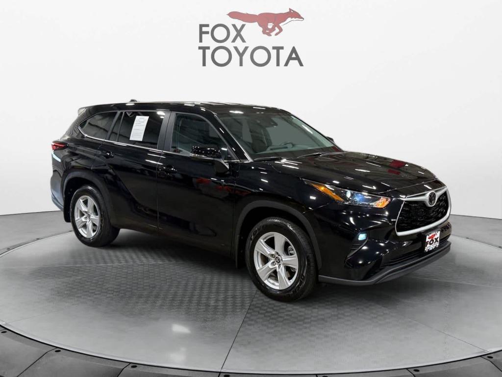 used 2024 Toyota Highlander car, priced at $42,708
