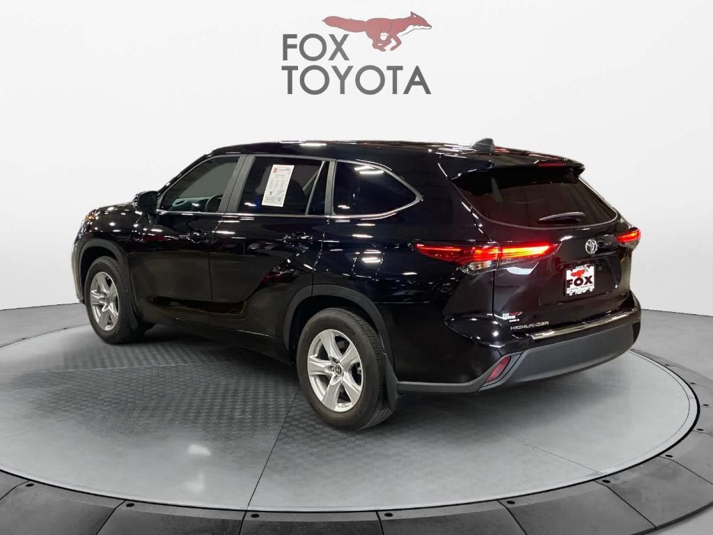 used 2023 Toyota Highlander car, priced at $35,200