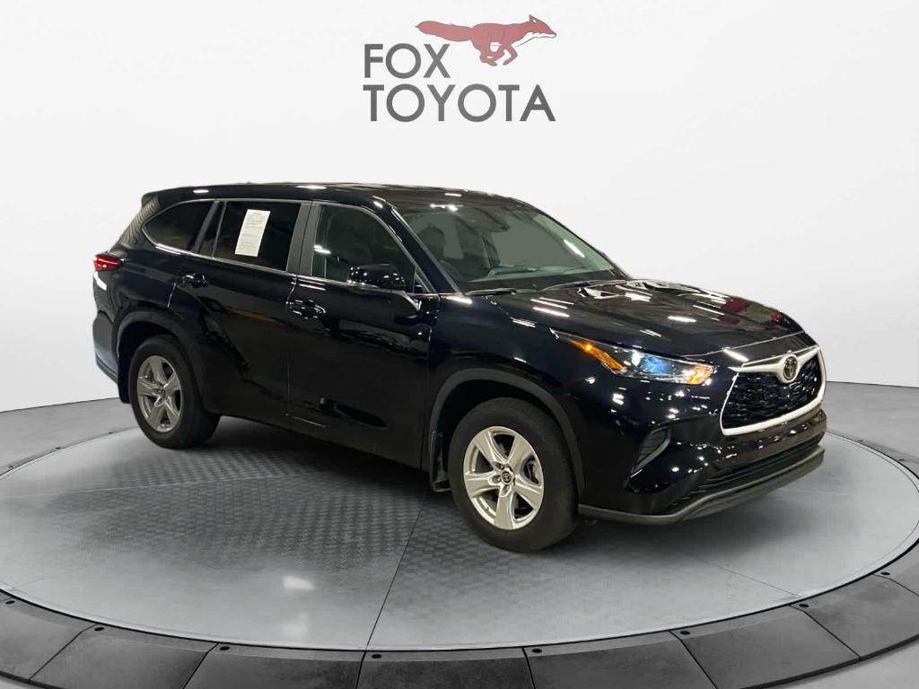 used 2023 Toyota Highlander car, priced at $35,200