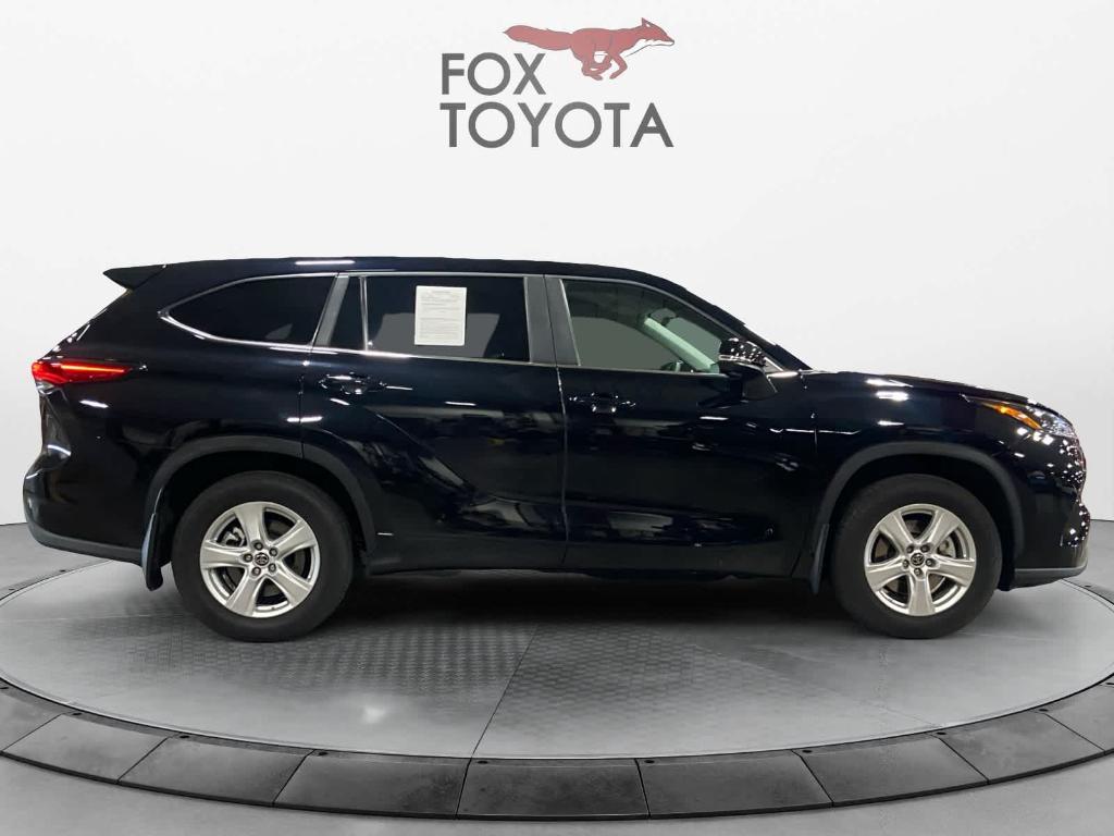 used 2023 Toyota Highlander car, priced at $35,200