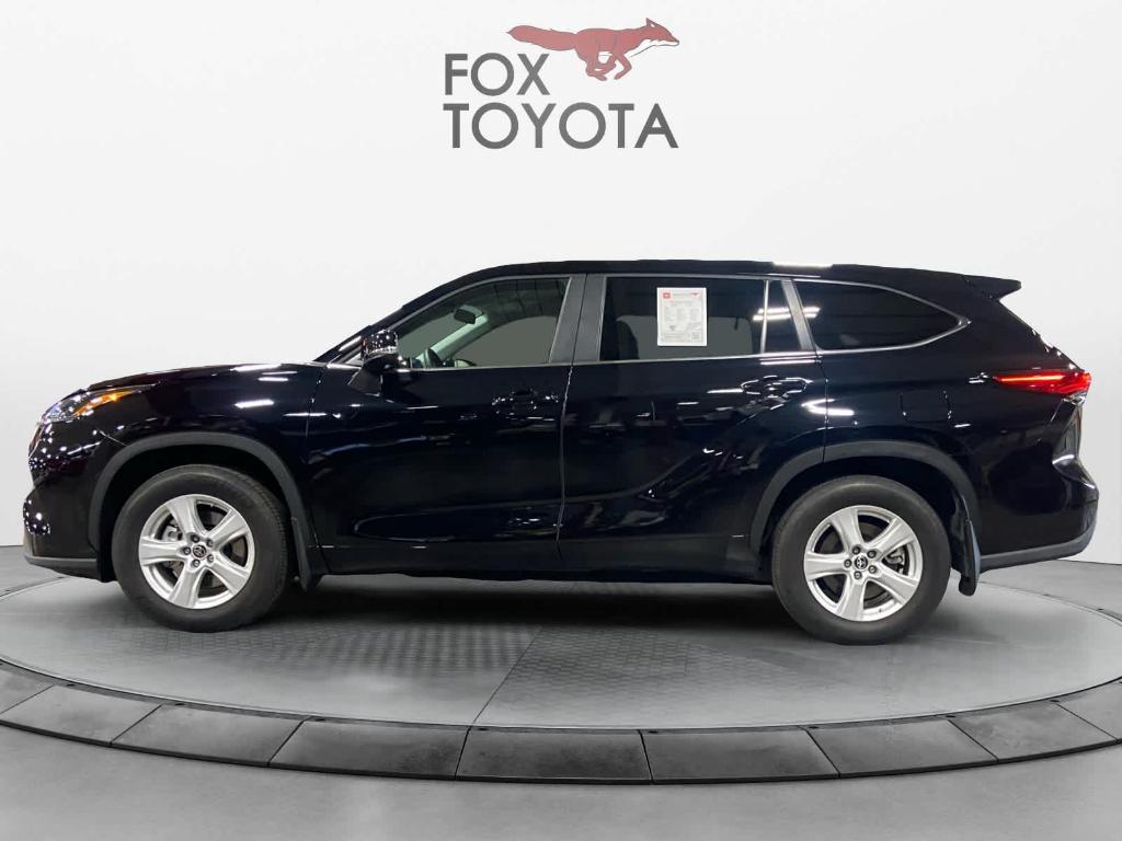 used 2023 Toyota Highlander car, priced at $35,200