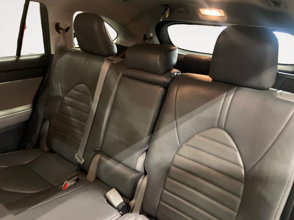 used 2023 Toyota Highlander car, priced at $35,200