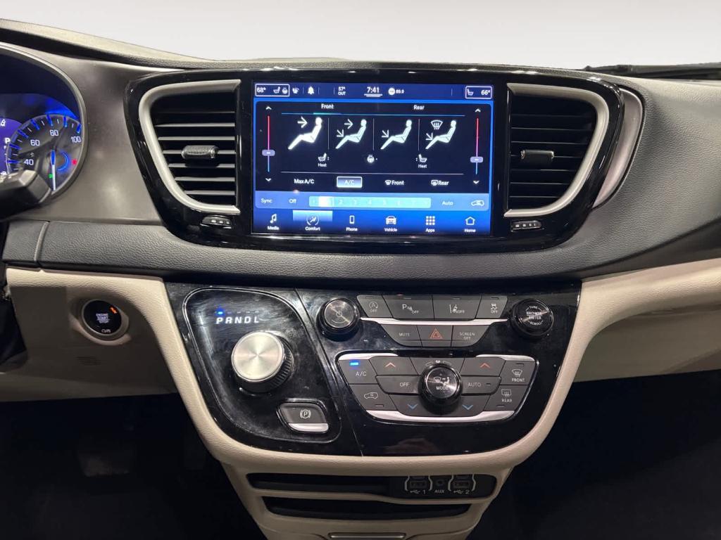 used 2021 Chrysler Pacifica car, priced at $20,698