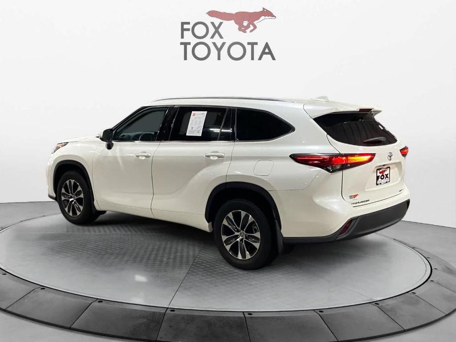 used 2021 Toyota Highlander car, priced at $37,964