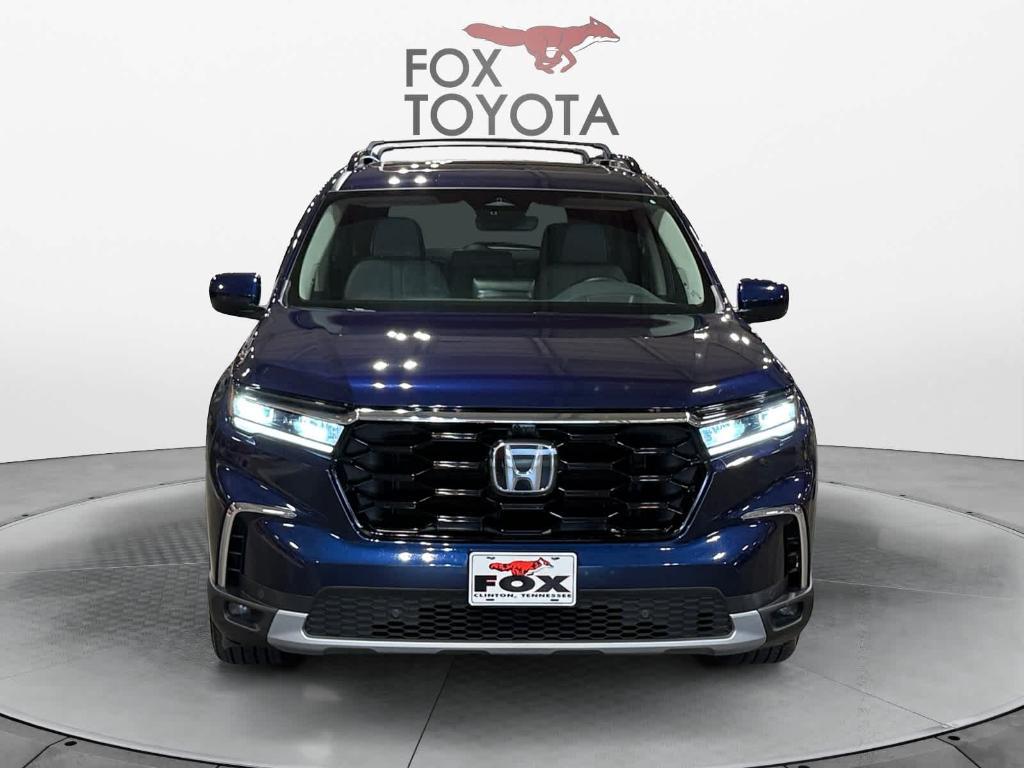 used 2025 Honda Pilot car, priced at $48,921