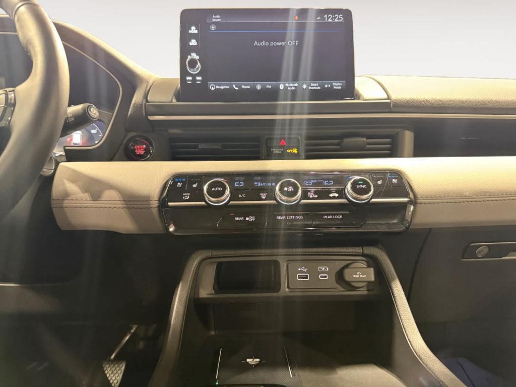used 2025 Honda Pilot car, priced at $48,921