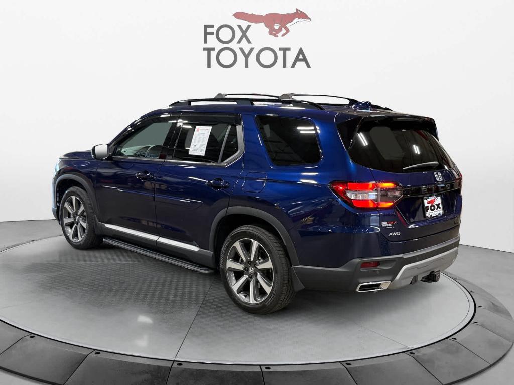 used 2025 Honda Pilot car, priced at $48,921
