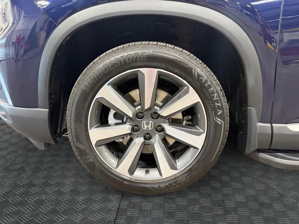 used 2025 Honda Pilot car, priced at $48,921