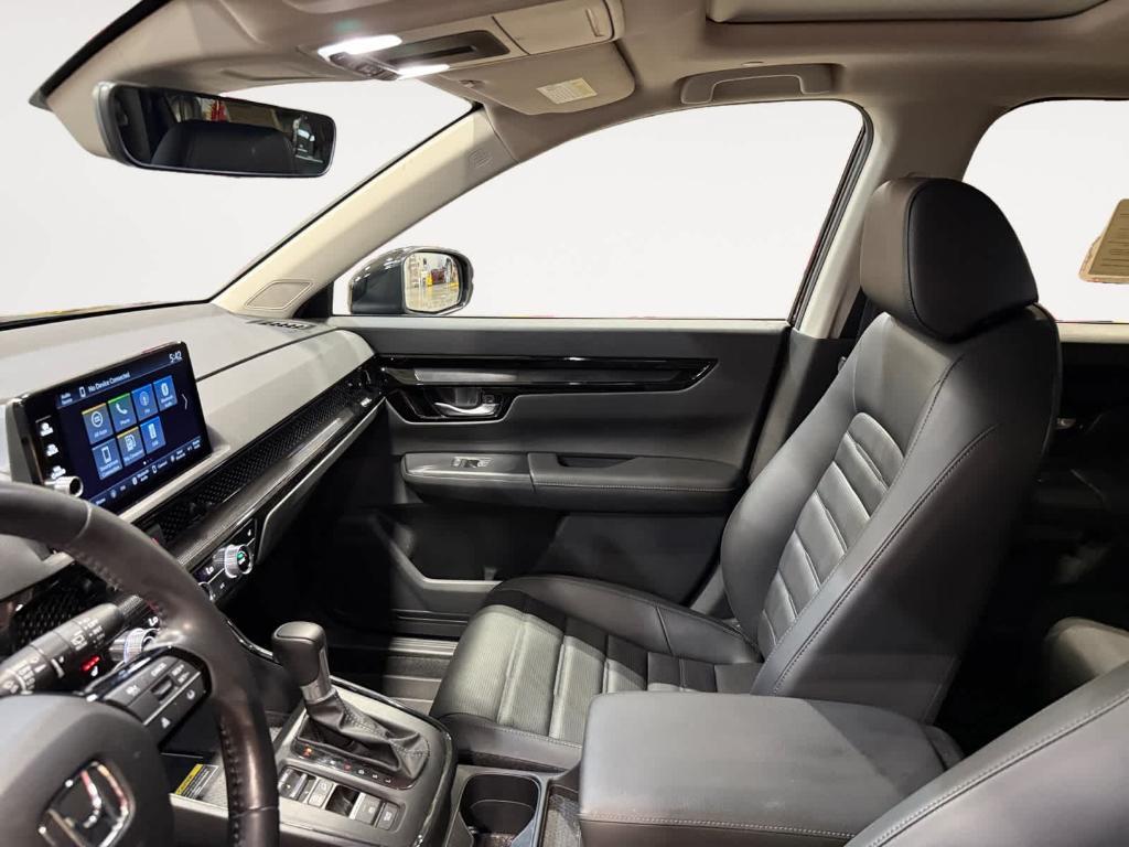 used 2024 Honda CR-V car, priced at $33,581