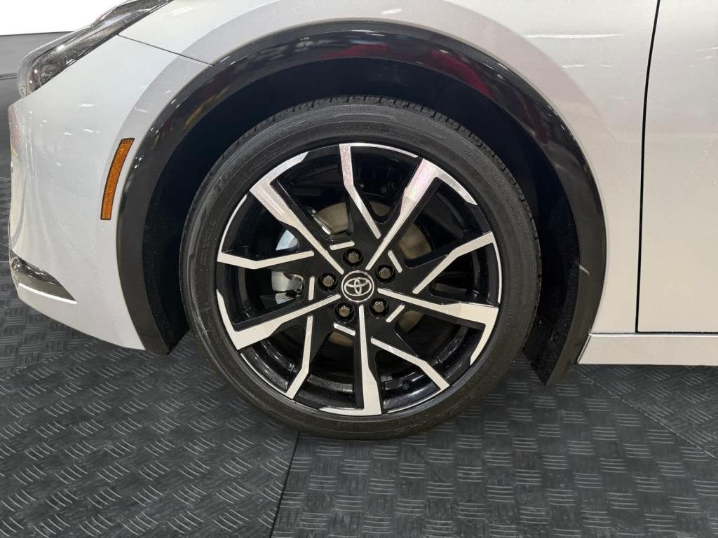 new 2026 Toyota Prius Plug-In Hybrid car, priced at $37,842