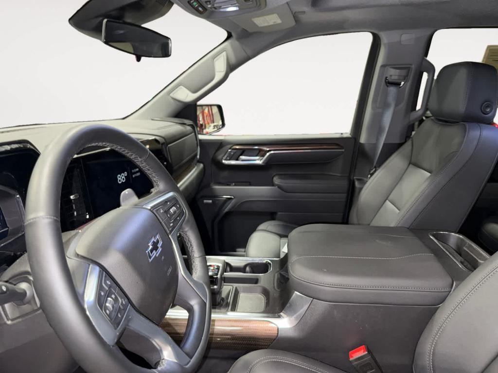used 2025 Chevrolet Silverado 1500 car, priced at $55,686