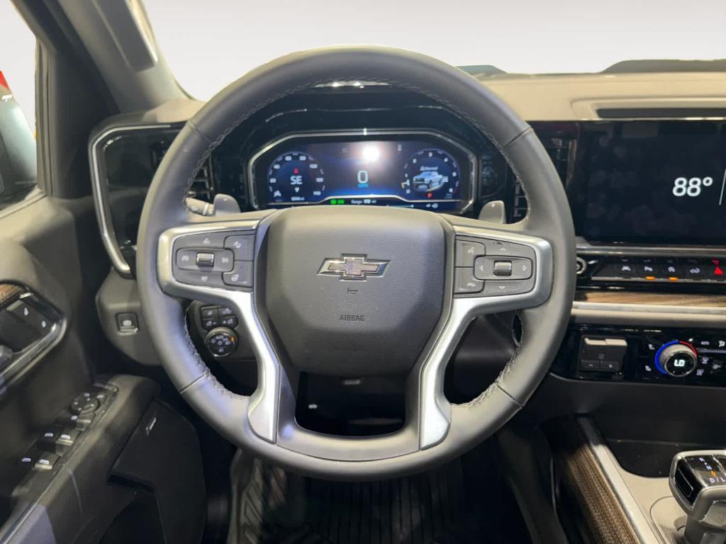 used 2025 Chevrolet Silverado 1500 car, priced at $55,686