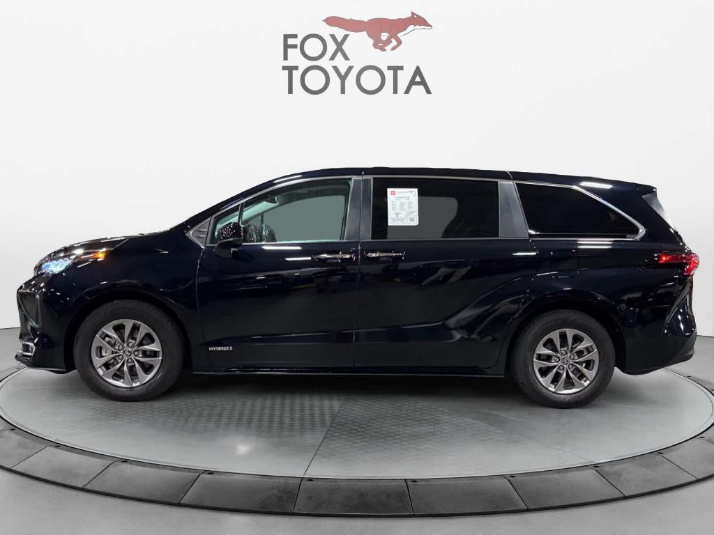 used 2021 Toyota Sienna car, priced at $38,196