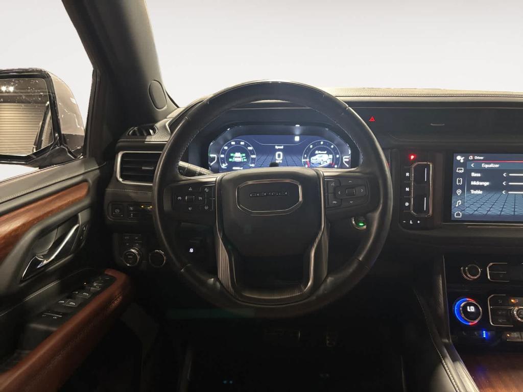 used 2023 GMC Yukon car, priced at $73,521