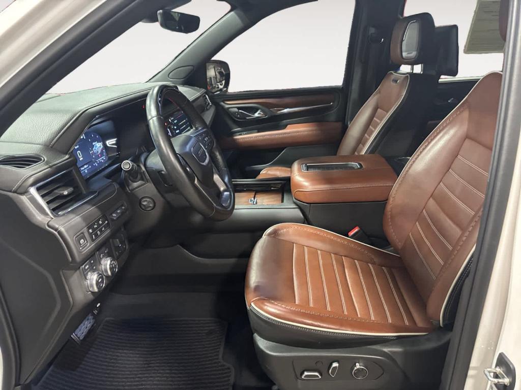 used 2023 GMC Yukon car, priced at $73,521