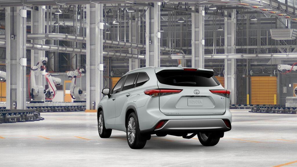 new 2026 Toyota Highlander Hybrid car, priced at $57,033