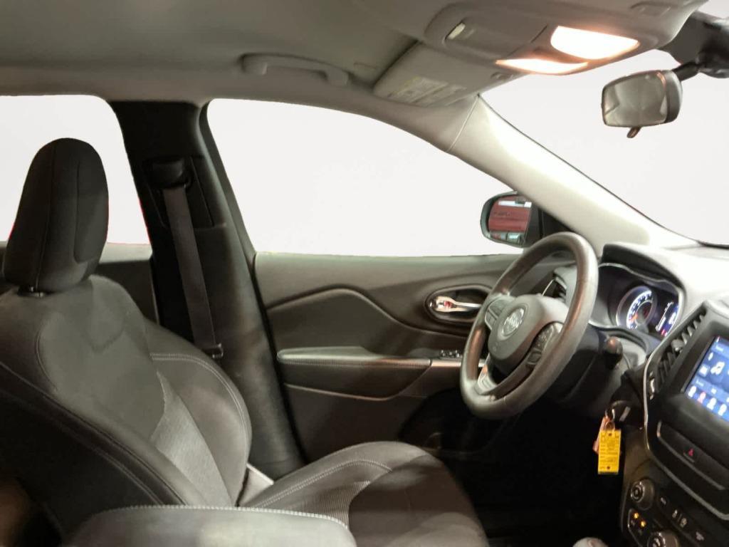 used 2020 Jeep Cherokee car, priced at $17,331