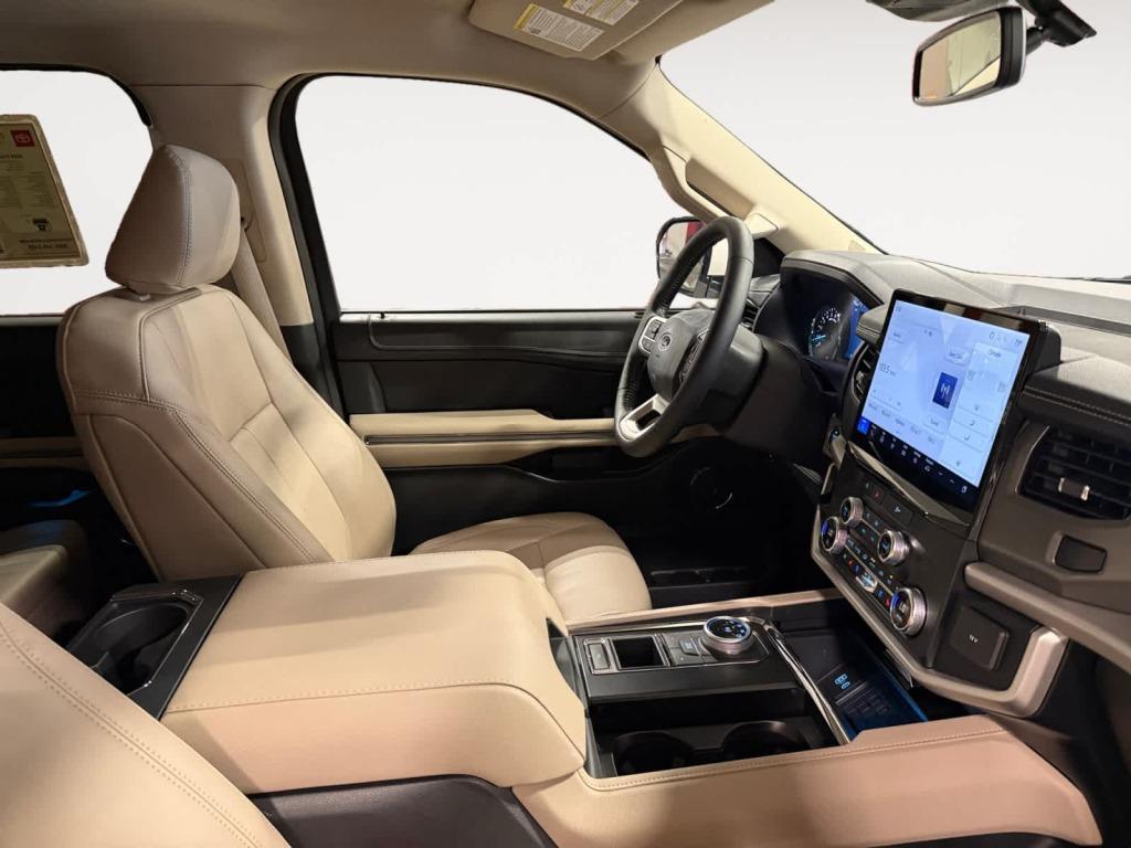 used 2024 Ford Expedition car, priced at $55,989