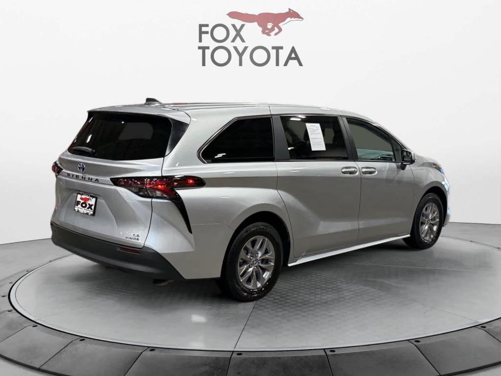 used 2024 Toyota Sienna car, priced at $39,200