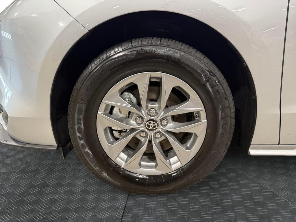 used 2024 Toyota Sienna car, priced at $39,200