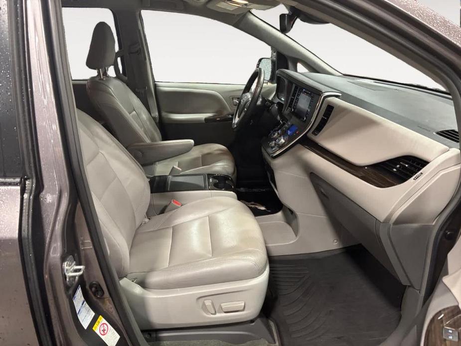 used 2019 Toyota Sienna car, priced at $28,900