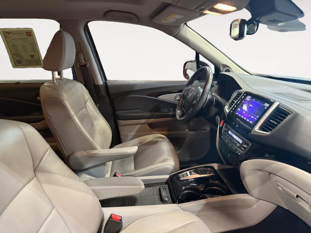 used 2018 Honda Pilot car, priced at $23,521