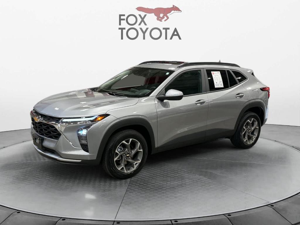 used 2025 Chevrolet Trax car, priced at $24,104