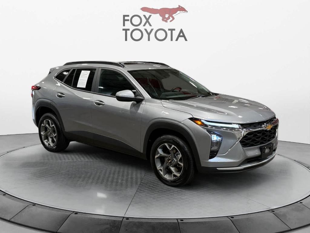 used 2025 Chevrolet Trax car, priced at $23,804