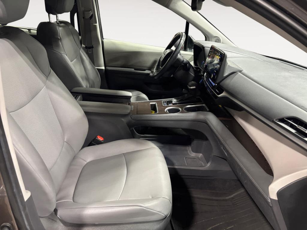 used 2023 Toyota Sienna car, priced at $38,991