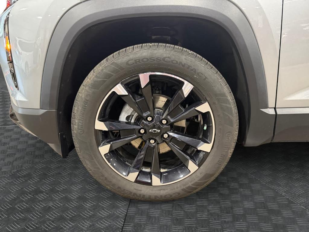 used 2025 Chevrolet Equinox car, priced at $36,715