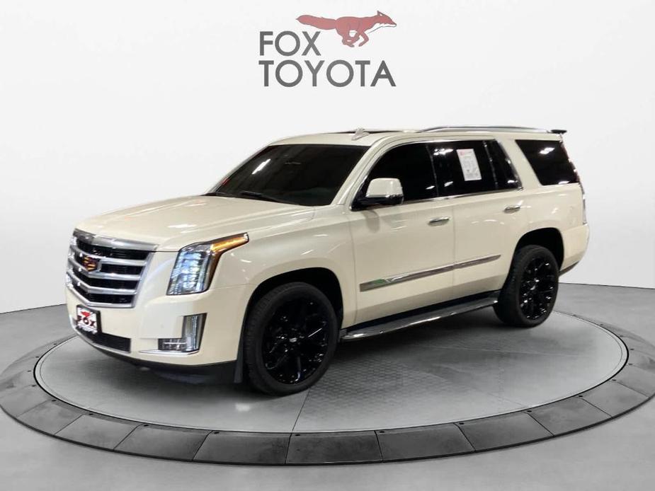 used 2015 Cadillac Escalade car, priced at $24,621