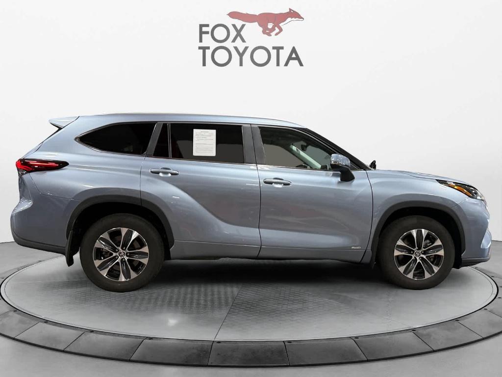 used 2024 Toyota Highlander Hybrid car, priced at $49,869