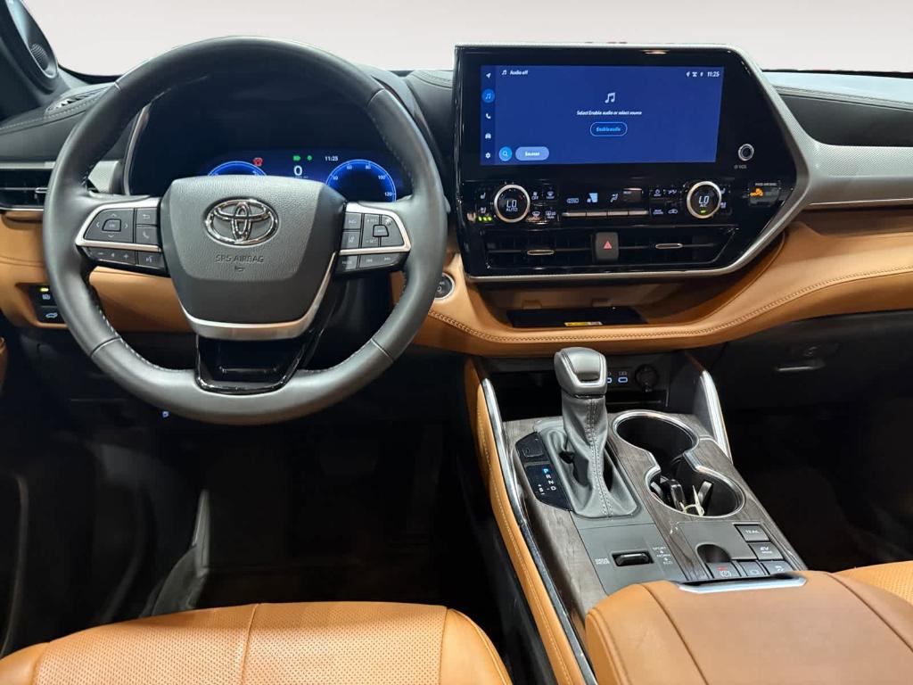 used 2024 Toyota Highlander Hybrid car, priced at $50,598