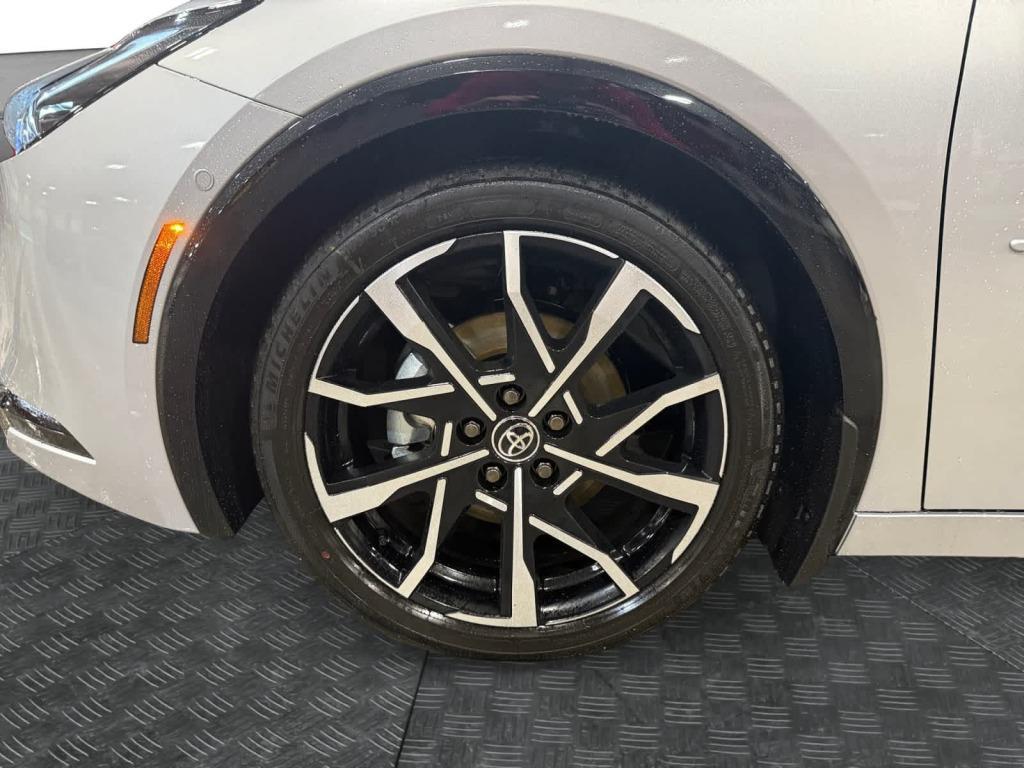 new 2026 Toyota Prius Plug-In Hybrid car, priced at $43,572