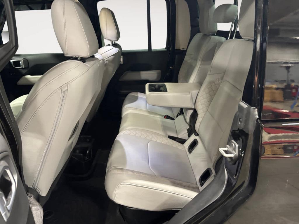 used 2023 Jeep Gladiator car, priced at $37,482